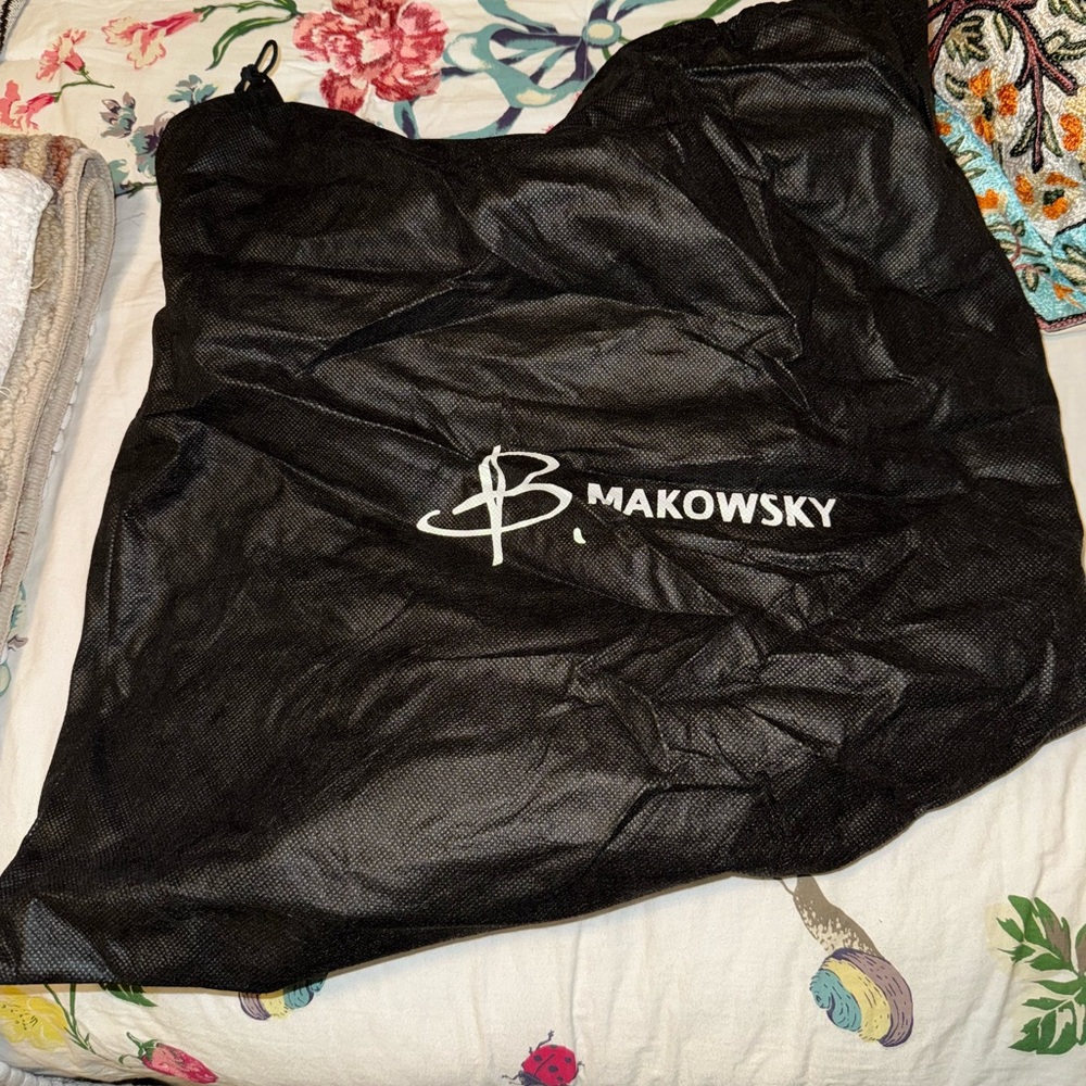 B. Makowsky yellow Women's Bag with dust bag